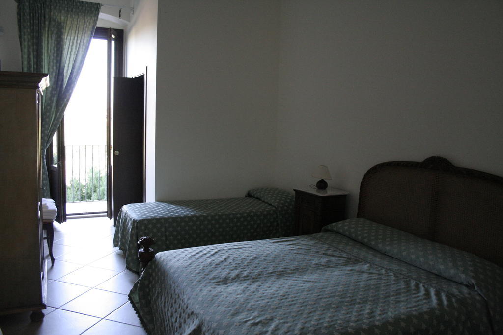Agriturismo Antico Leccio Ξενοδοχείο Gioia Del Colle Δωμάτιο φωτογραφία