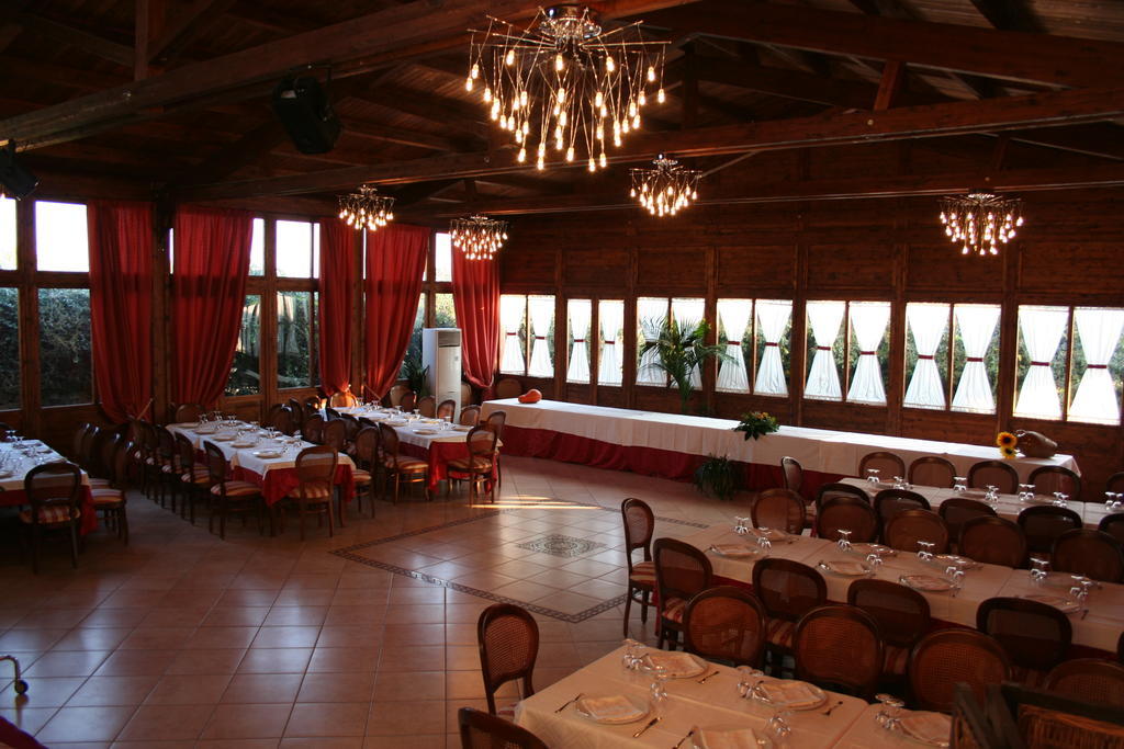 Agriturismo Antico Leccio Ξενοδοχείο Gioia Del Colle Εξωτερικό φωτογραφία